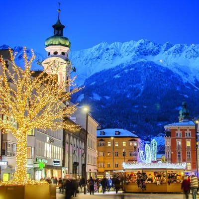 Weihnachtsmarkt in der Maria-Theresien-Straße in Innsbruck
