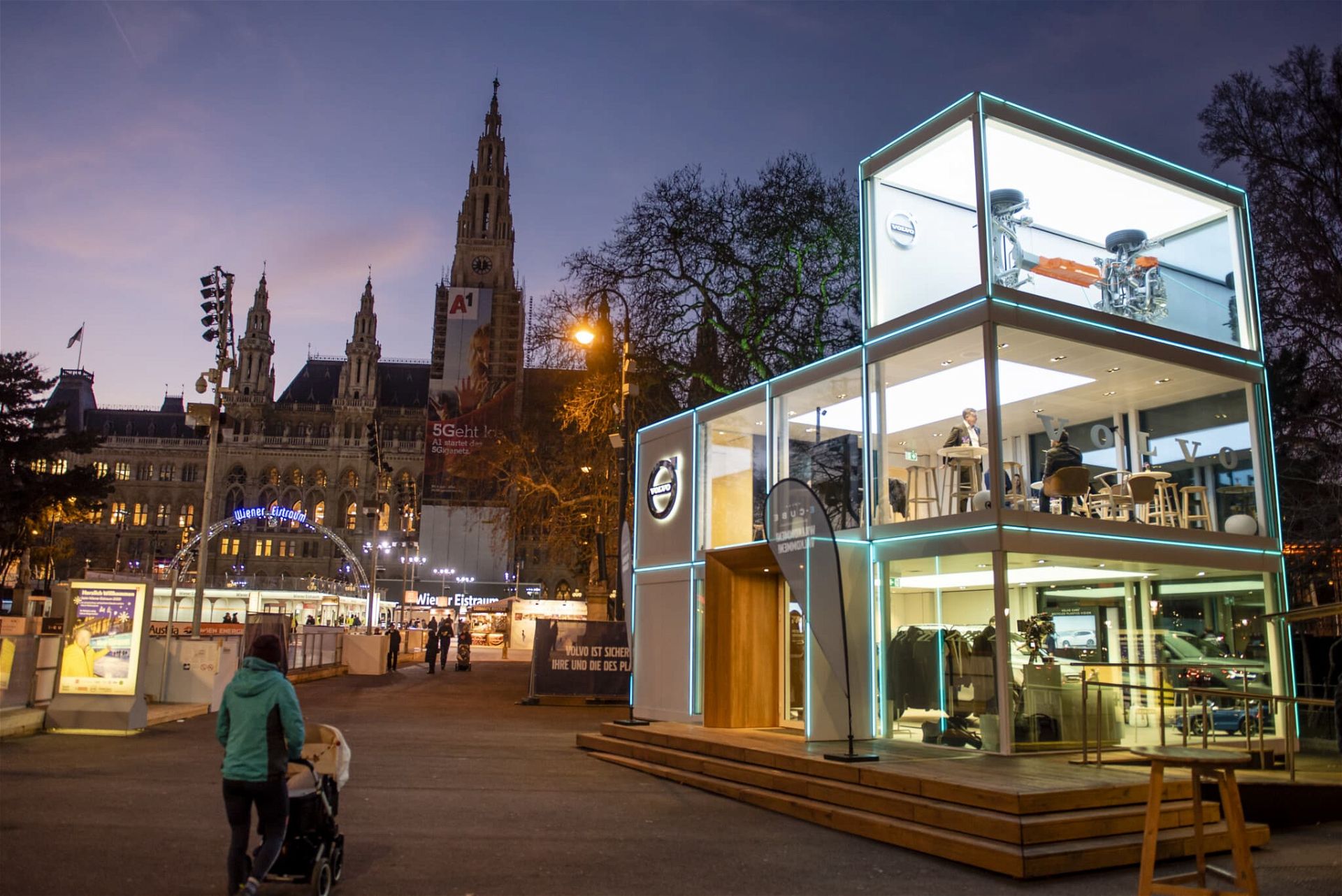 (c) Volvo E-Cube am Wiener Rathausplatz | Zsolt Marton