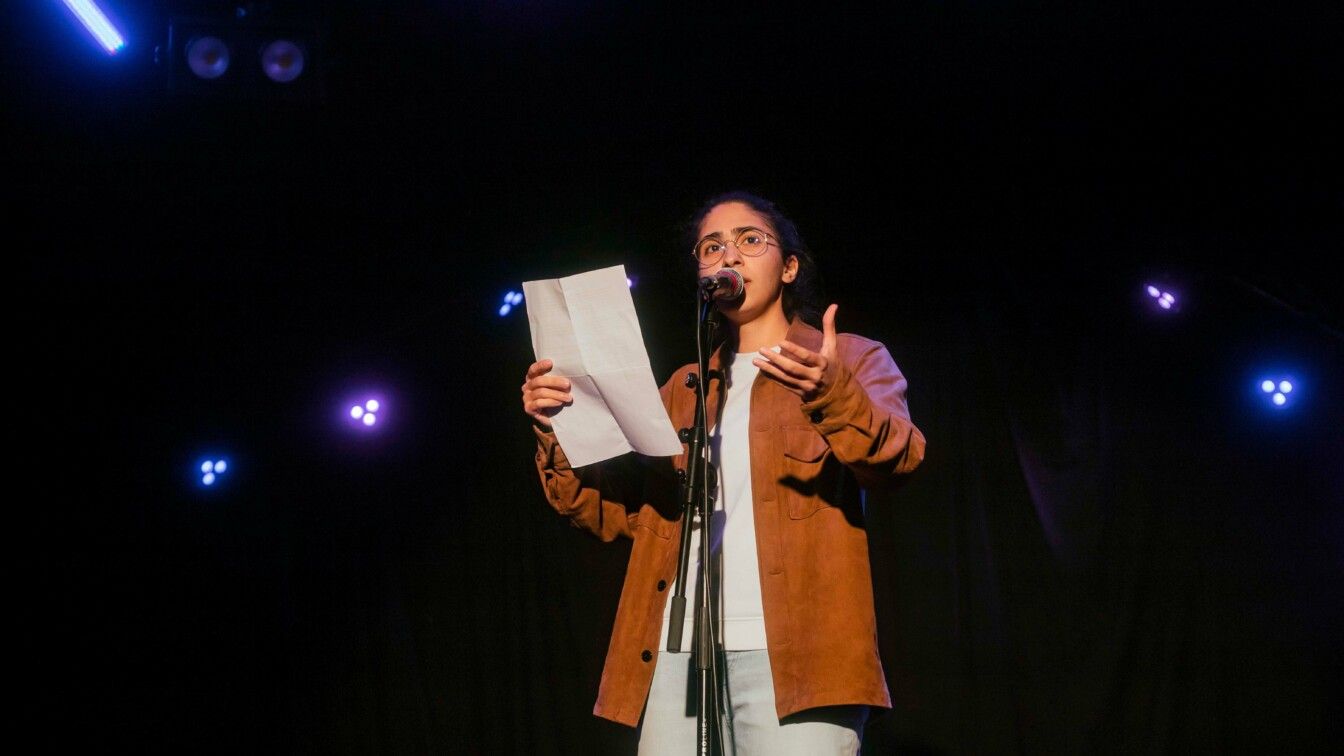 Elif Duygu Poetry Slam