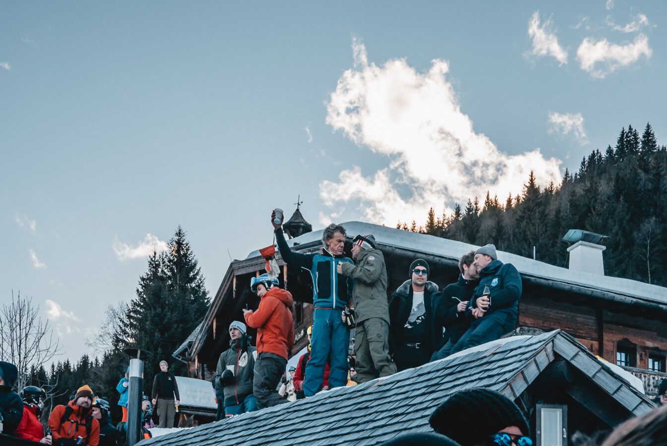 Party auf den Dächern der Alm