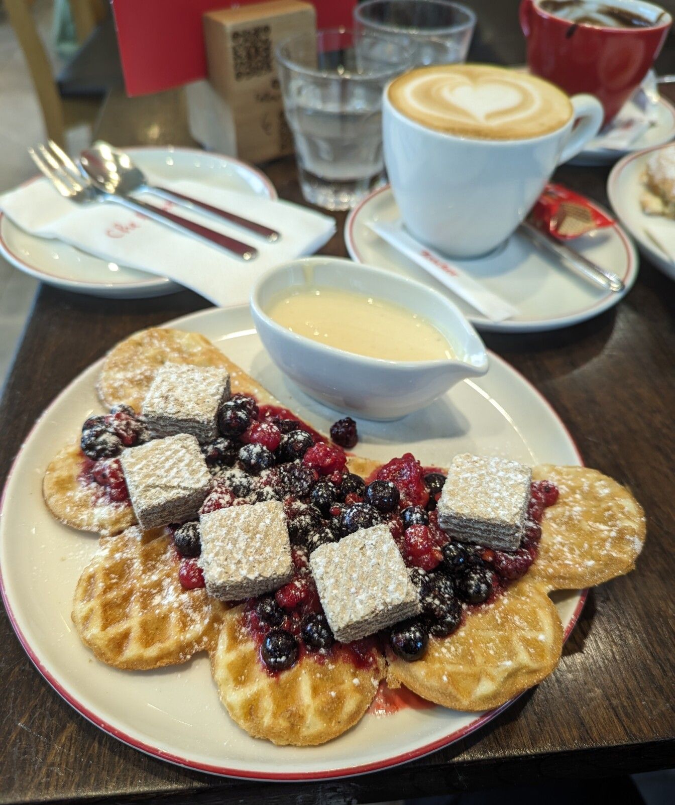 Osttirol Lienz Loacker Waffeln