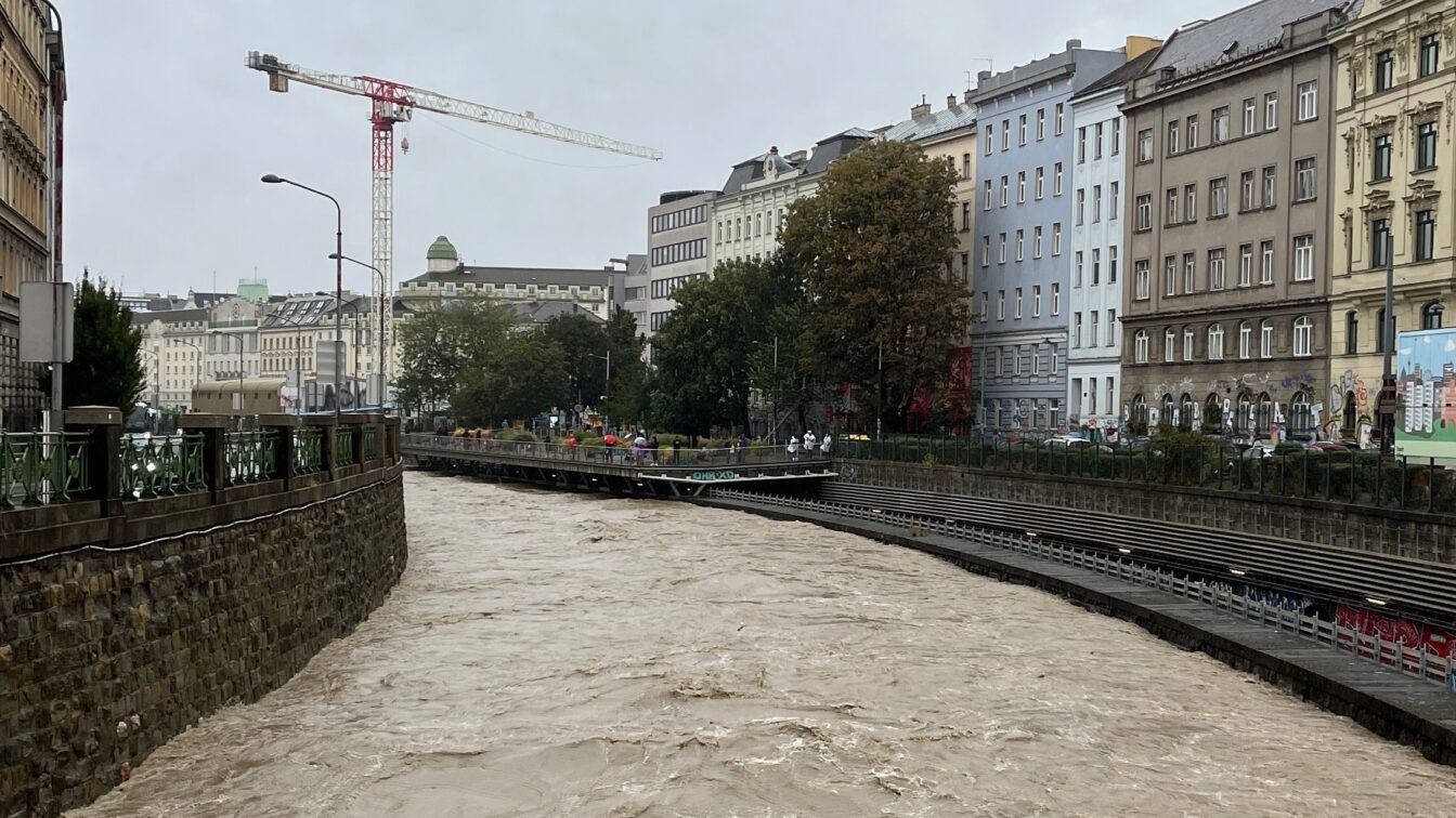 Unwetter Österreich Wien helfen