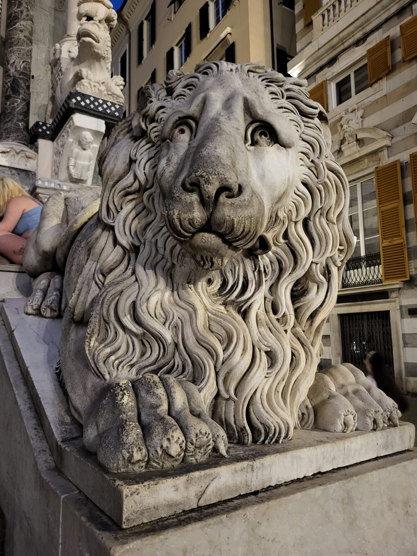 Löwe vor der Kathedrale von Genua 