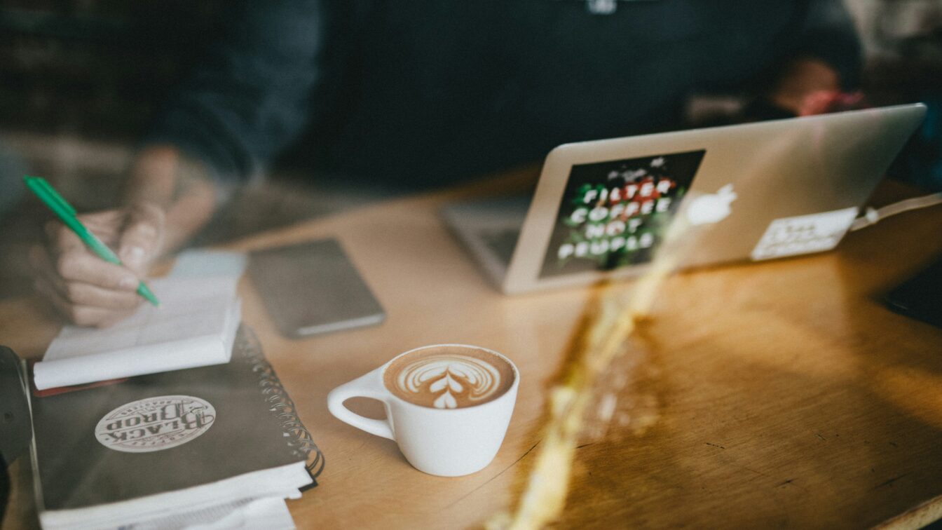 (c) Unsplash
