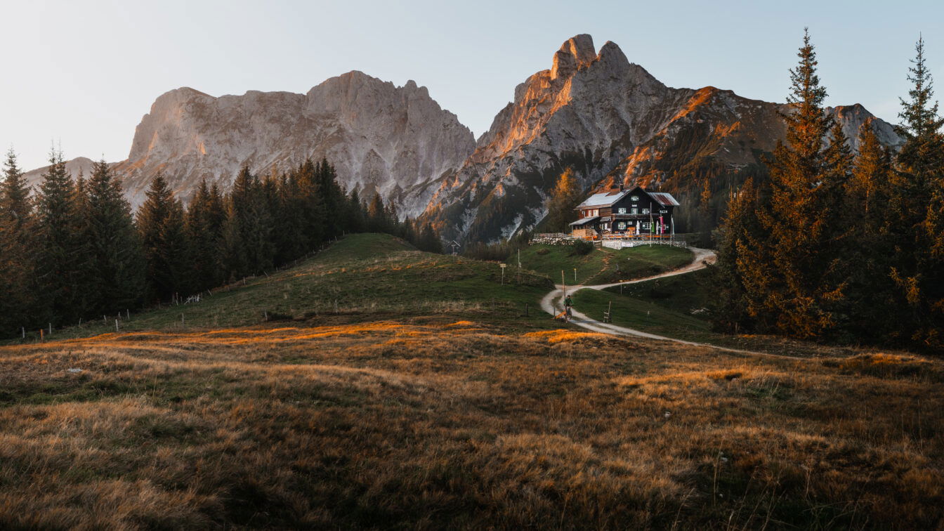 (c) Christoph Lukas Mödlingerhütte Gesäuse
