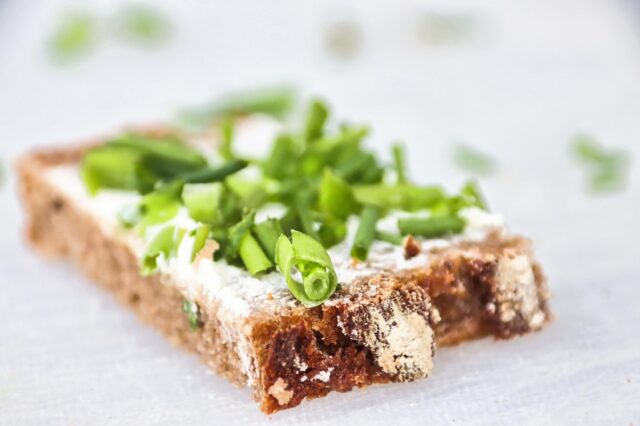 (c) Pixabay Schnittlauchbrot