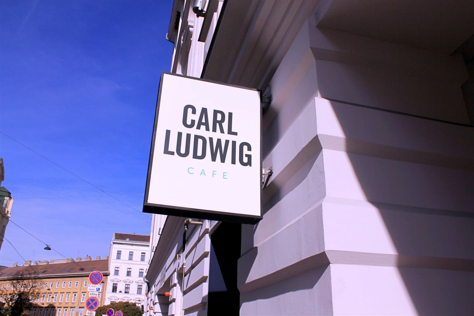 Eingangsschild Carl Ludwig