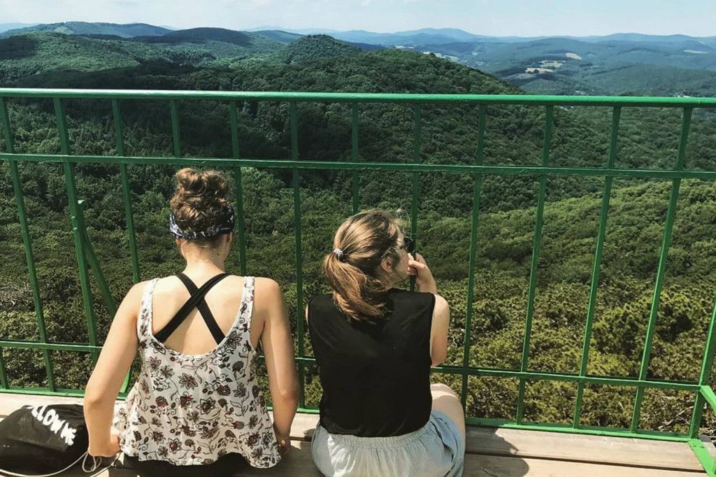(c) https://www.instagram.com/victoriagrinzinger/