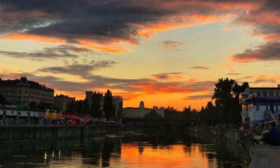 Sonnenuntergang am Donaukanal