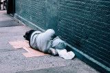 Obdachloser auf Straße